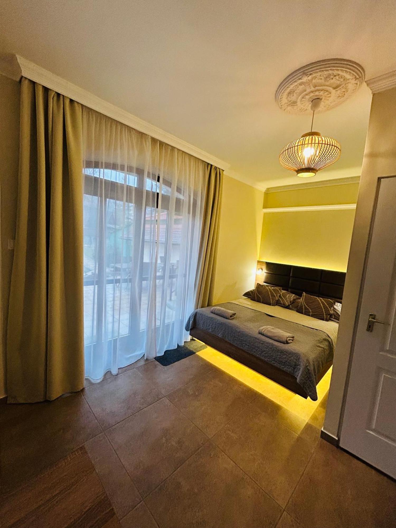 Hotel Harmonia Vendeghaz Miskolc Exterior foto